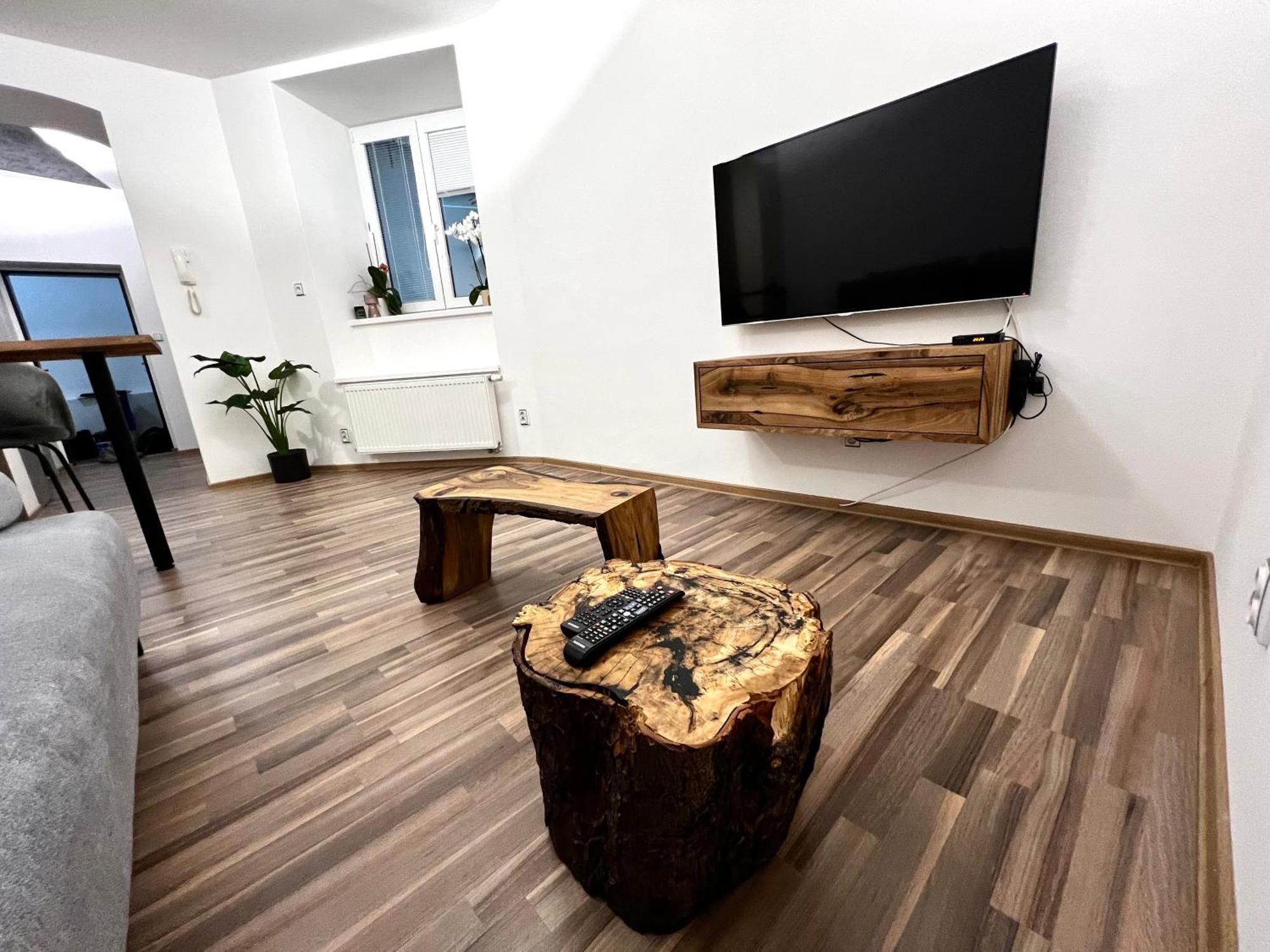 Palackeho Lobby Apartment Olomouc Bagian luar foto